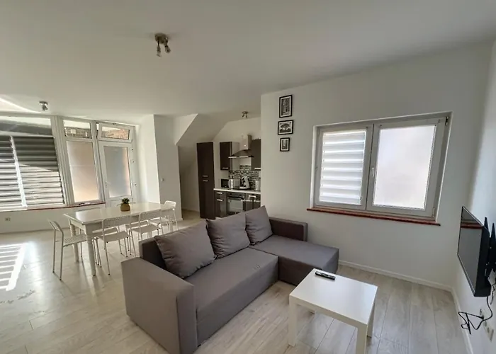 Gohysart 51b 1 Bruxelles-charleroi-airport *